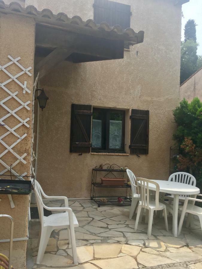 10mn Cannes Independante Etage D'une Maison Avec Piscine Le Cannet
